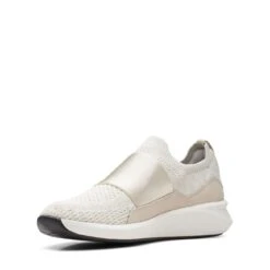Clarks Un Rio Knit White Knit 18 Clarks Un Rio Knit White Knit -Clarks 26165519 W 4