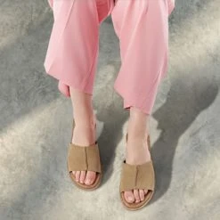 Clarks Karsea Mule Light Tan Suede 11 Clarks Karsea Mule Light Tan Suede -Clarks 26166690 W 10