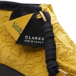 Clarks Wallabee Boot Yellow Embossed -Clarks 26168638 W 8