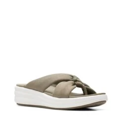 Clarks Drift Ave Olive Interest 10 Clarks Drift Ave Olive Interest -Clarks 26169910 W 2