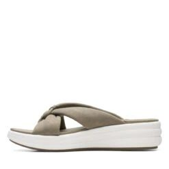 Clarks Drift Ave Olive Interest 13 Clarks Drift Ave Olive Interest -Clarks 26169910 W 5