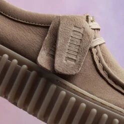 Clarks Torhill Bee Light Tan Nubuck -Clarks 26172084 W 12