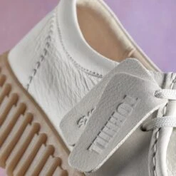 Clarks Torhill Bee Off White Leather 16 Clarks Torhill Bee Off White Leather -Clarks 26172085 W 16