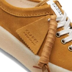 Clarks Tor Hoop Tan Suede -Clarks 26172601 W 8